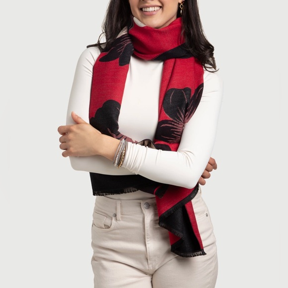 FRESH FLORAL REVERSIBLE SCARF